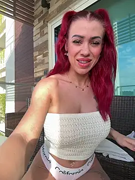 Pia July  online show from 19, 10, 2025