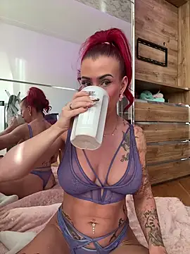 Pia July  online show from 4, 11, 2025