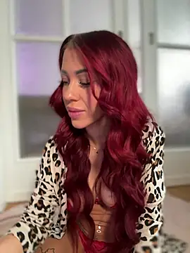 Pia July  online show from 21, 2, 2026