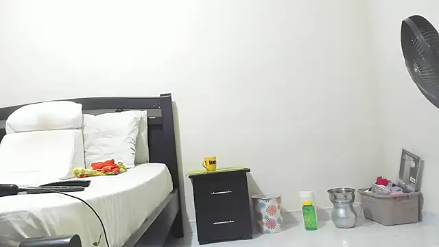 mara2020 69 online show from 17, 11, 2025