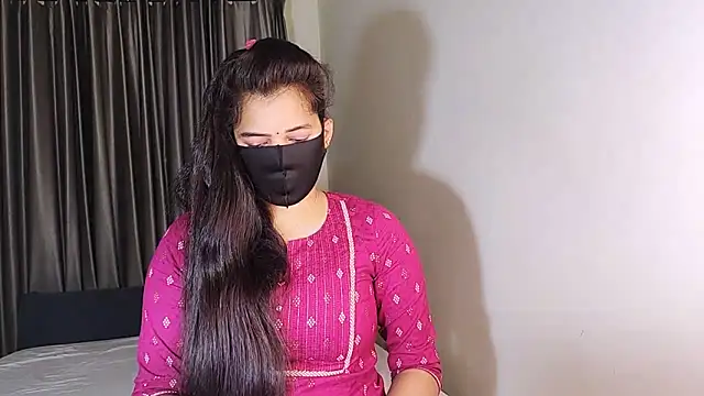 Snapshot of YourLovelyQueen chatting on 25, 1, 2025 YourLovelyQueen online show from 25, 1, 2025