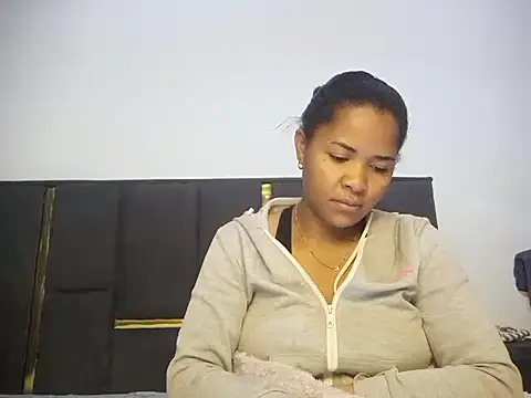 Snapshot of aleixane chatting on 8, 7, 2026 aleixane online show from 8, 7, 2026
