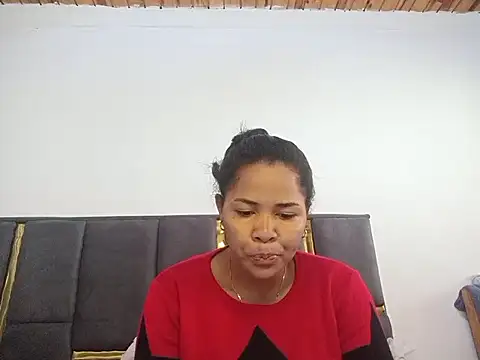 Snapshot of aleixane chatting on 10, 7, 2026 aleixane online show from 10, 7, 2026