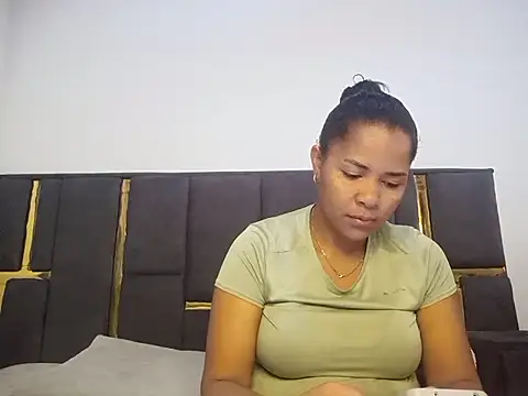 Snapshot of aleixane chatting on 11, 7, 2026 aleixane online show from 11, 7, 2026