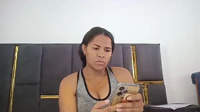 Snapshot of aleixane chatting on 2, 6, 2026 aleixane online show from 2, 6, 2026