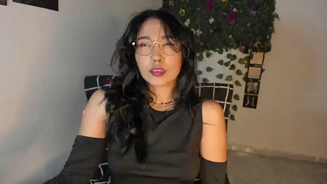 Snapshot of Mary_Rosse1 chatting on 20, 10, 2025 Mary Rosse1 online show from 20, 10, 2025