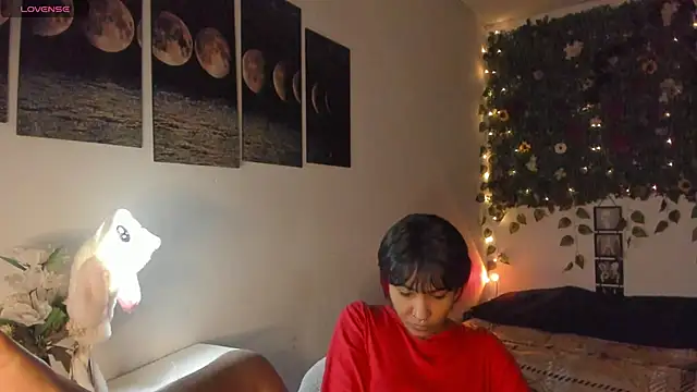 Snapshot of Mary_Rosse1 chatting on 1, 12, 2025 Mary Rosse1 online show from 1, 12, 2025