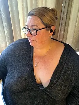 Iceprincess2bad4u online show from 18, 4, 2026