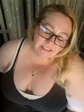 Iceprincess2bad4u online show from 9, 2, 2026