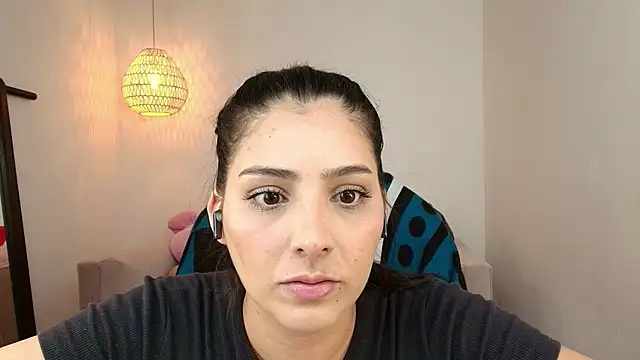 Snapshot of YummyAnna_ chatting on 10, 2, 2026 YummyAnna online show from 10, 2, 2026