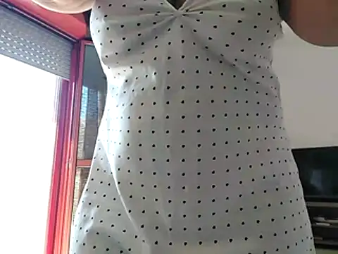 Snapshot of La_Vedova_Allegra chatting on 9, 6, 2026 La Vedova Allegra online show from 9, 6, 2026