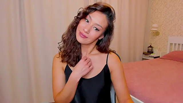 Snapshot of FieryHeart chatting on 7, 11, 2025 FieryHeart online show from 7, 11, 2025