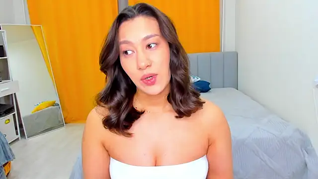 Snapshot of FieryHeart chatting on 1, 2, 2025 FieryHeart online show from 1, 2, 2025