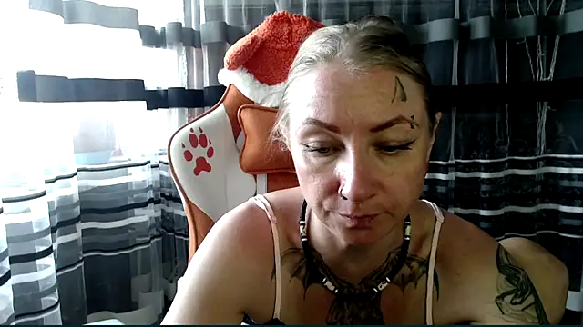 cold lollipop online show from 13, 4, 2026