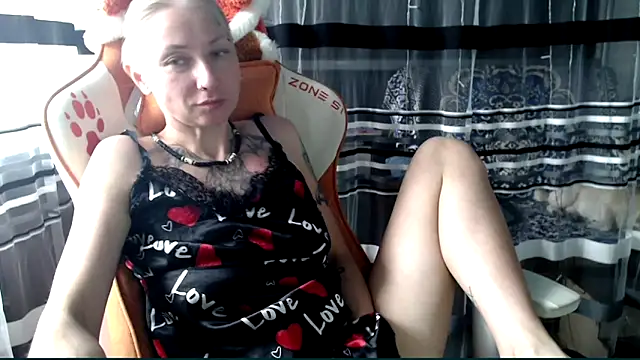 cold lollipop online show from 23, 4, 2026