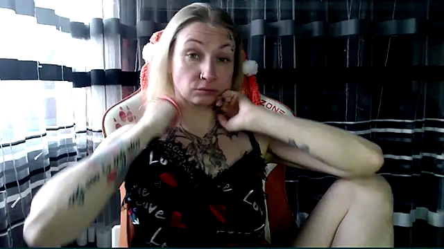 cold lollipop online show from 24, 2, 2026