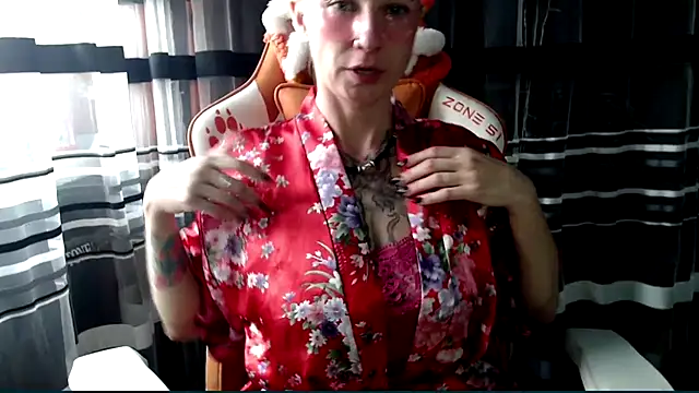 cold lollipop online show from 4, 5, 2026