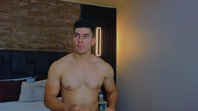 FelipeAndMarcello3 online show from 26, 2, 2025