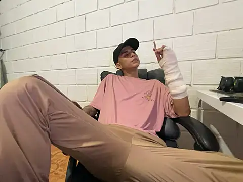 Max TheHorseDick online show from 28, 2, 2026