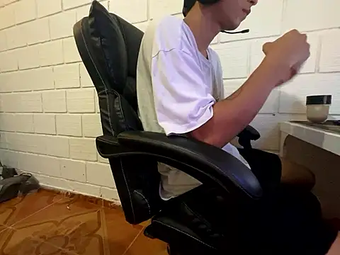 Max TheHorseDick online show from 10, 1, 2026