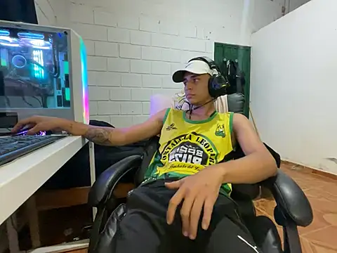 Max TheHorseDick online show from 21, 4, 2026