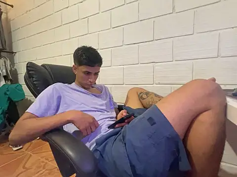 Max TheHorseDick online show from 9, 2, 2026