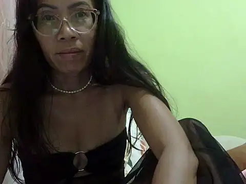 Snapshot of Tinderella chatting on 29, 4, 2026 Tinderella online show from 29, 4, 2026