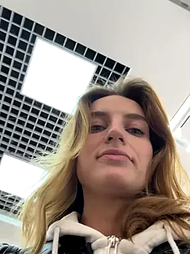 -AngelAri- online show from 8, 10, 2025