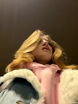 -AngelAri- online show from 6, 11, 2025