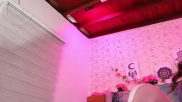 mssburbuja online show from 8, 10, 2025