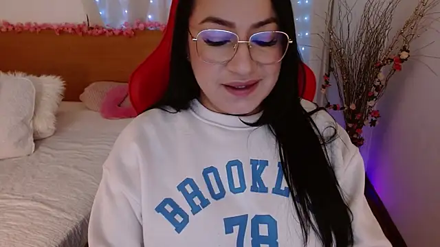 lucy luu  online show from 5, 3, 2025