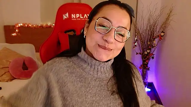 lucy luu  online show from 4, 12, 2024
