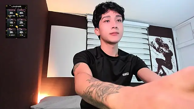 tom Howard online show from 6, 4, 2026