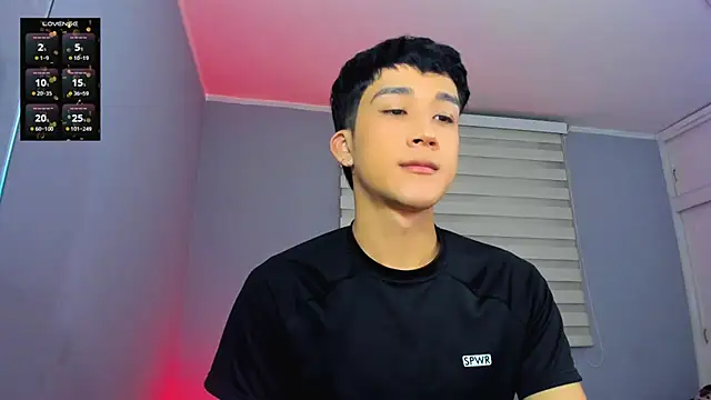 tom Howard online show from 6, 11, 2025