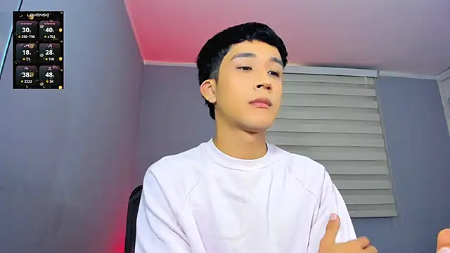 tom Howard online show from 6, 11, 2025