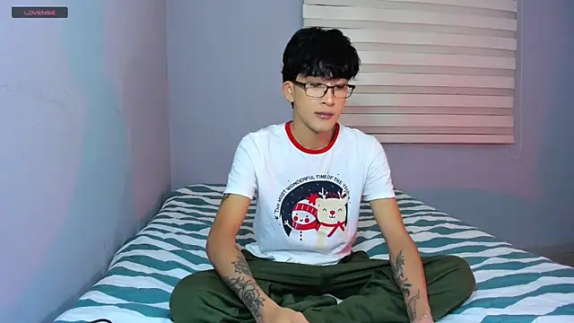 tom Howard online show from 11, 3, 2026