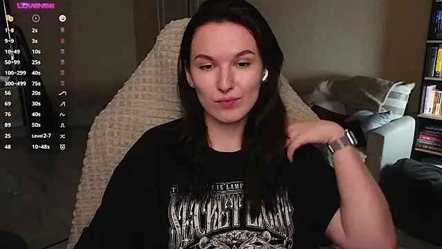 Snapshot of Val_lava chatting on 29, 5, 2026 Val lava online show from 29, 5, 2026