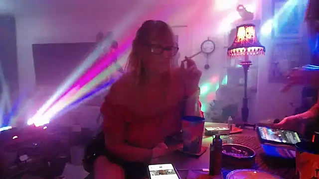 COUPLE4VOYEUR01 online show from 4, 10, 2025