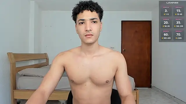 Snapshot of MitchellXD chatting on 30, 12, 2024 MitchellXD online show from 30, 12, 2024