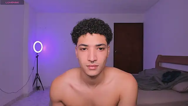 Snapshot of MitchellXD chatting on 22, 12, 2024 MitchellXD online show from 22, 12, 2024