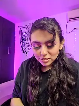 mary diaz1 online show from 20, 10, 2025