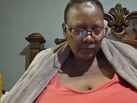SEXYBOOBSNASS online show from 17, 3, 2025