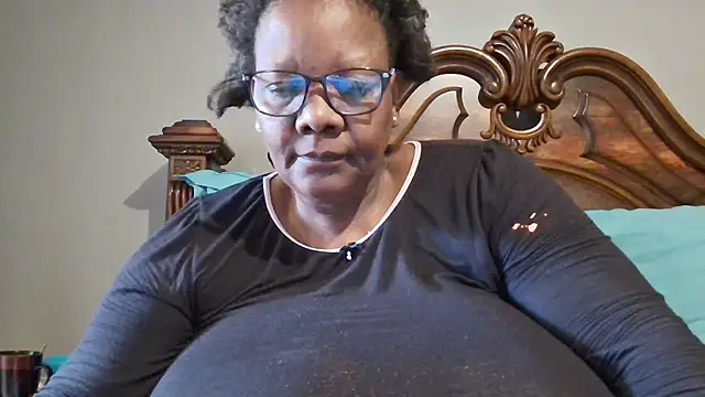 SEXYBOOBSNASS online show from 12, 3, 2025