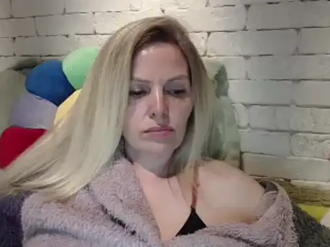 Angel girllovemy online show from 16, 3, 2025