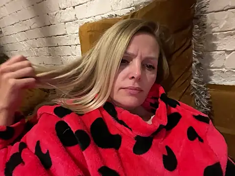 Angel girllovemy online show from 26, 2, 2025