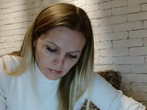 Angel girllovemy online show from 13, 1, 2026