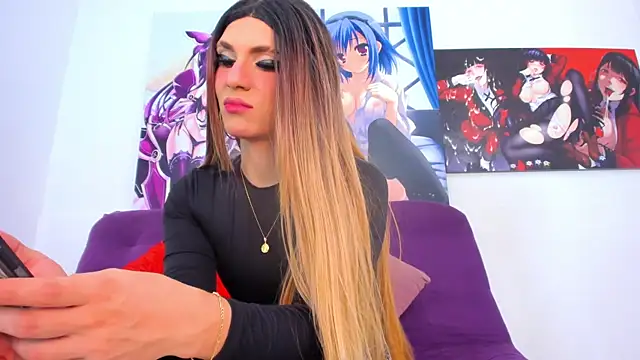 DOLL LUCIANA  online show from 3, 7, 2026