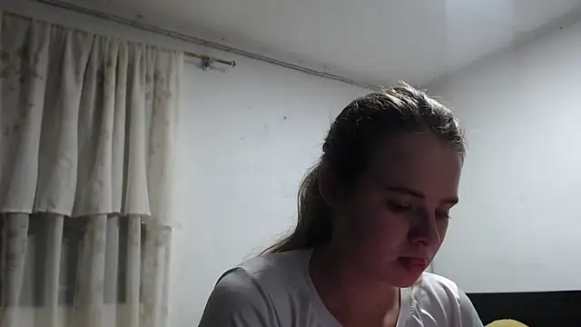 HellenMiyer1111 online show from 10, 10, 2025