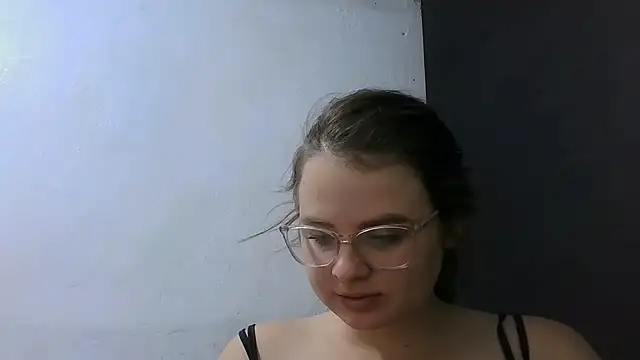 HellenMiyer1111 online show from 4, 7, 2026
