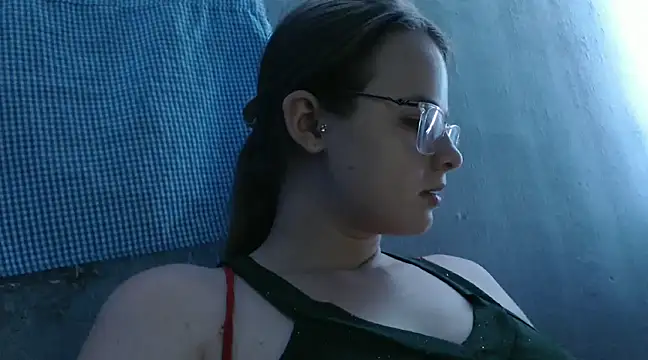 HellenMiyer1111 online show from 3, 3, 2025